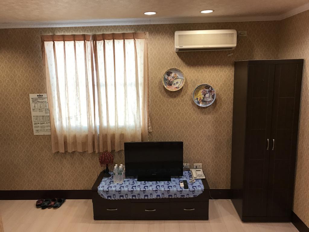 Hefeng Ting Homestay Старе місто Хенчун Екстер'єр фото