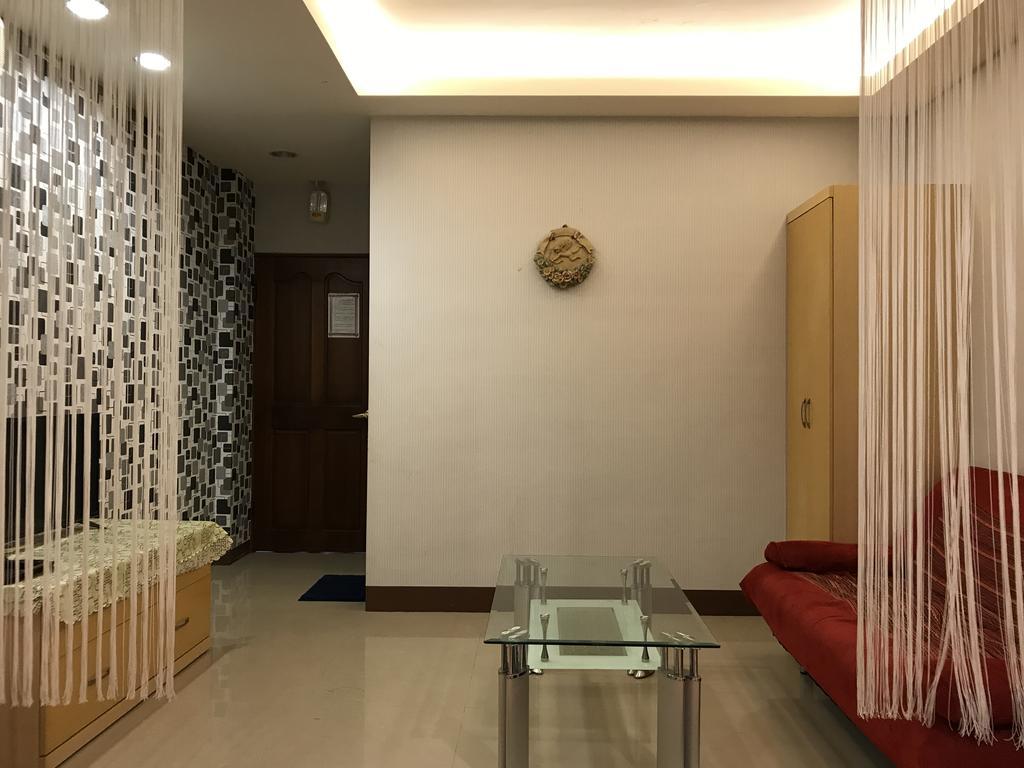 Hefeng Ting Homestay Старе місто Хенчун Екстер'єр фото